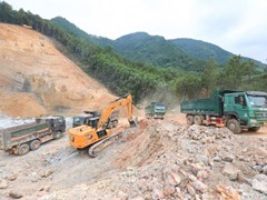 Báo Giao thông tổ chức tọa đàm gỡ khó cho dự án giao thông trong “bão giá”