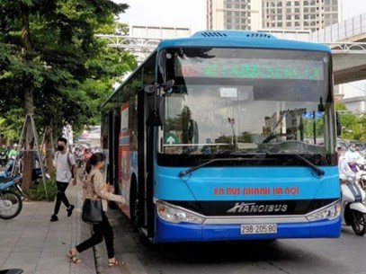 Báo Giao thông tổ chức toạ đàm “Làm gì để xe buýt hấp dẫn hơn?“
